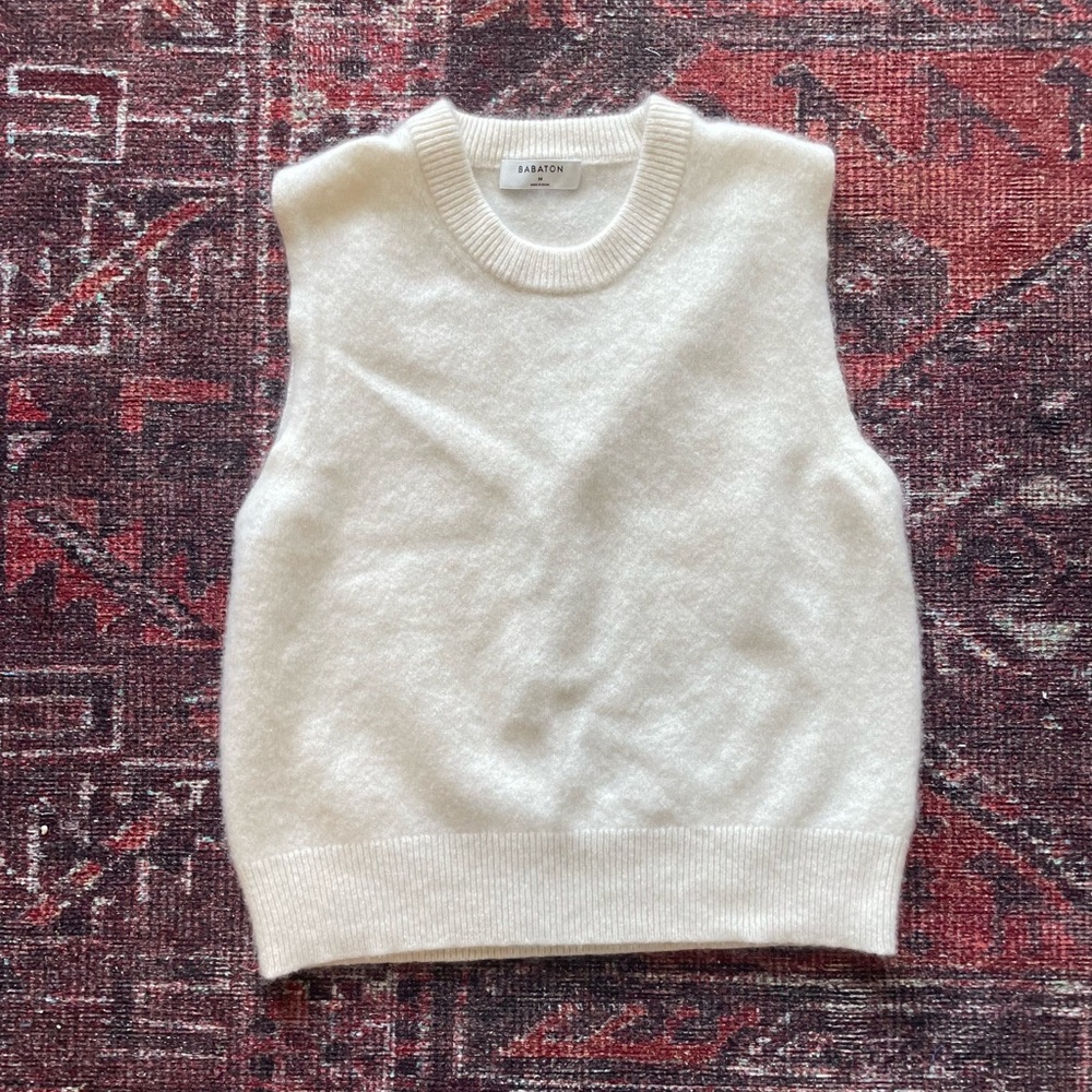 Aritzia ORTA LUXE CASHMERE SWEATER VEST